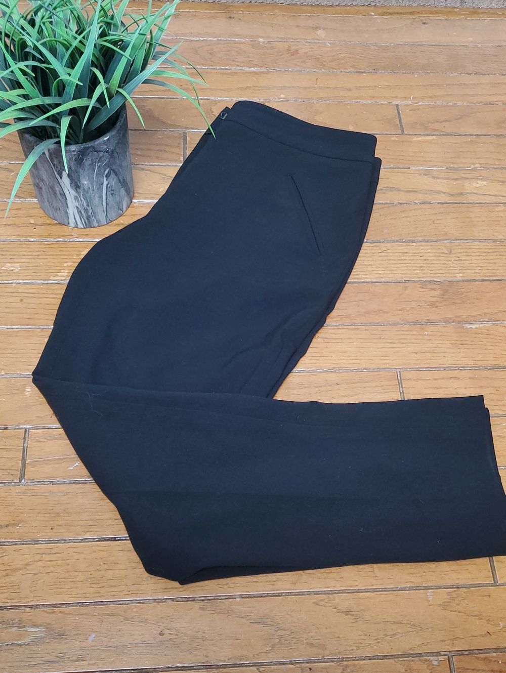 Tahari ASL Women's Petite Black Straight-Leg Dress Pants